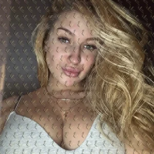 Фото Аделина