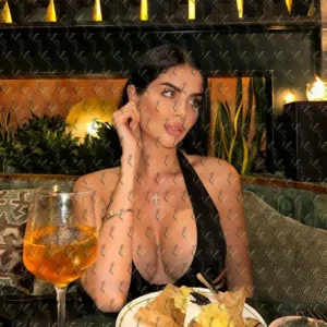 Фото Бриони