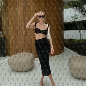 Фото Цинния