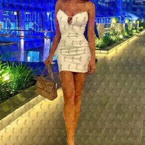 Фото Дженни