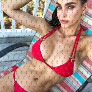 Фото Изабелла