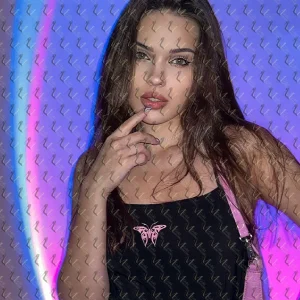 Фото Николь