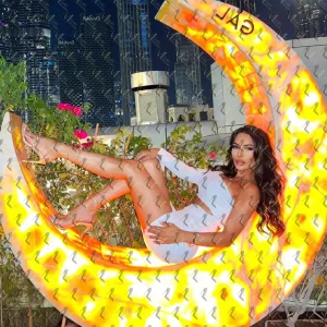 Фото Памела